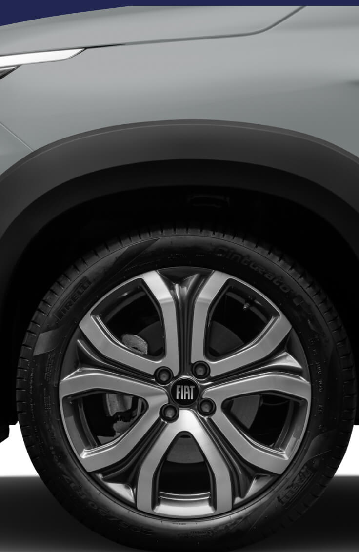 Rin diamantado bitono de 17 pulgadas de una Camioneta Fiat Pulse